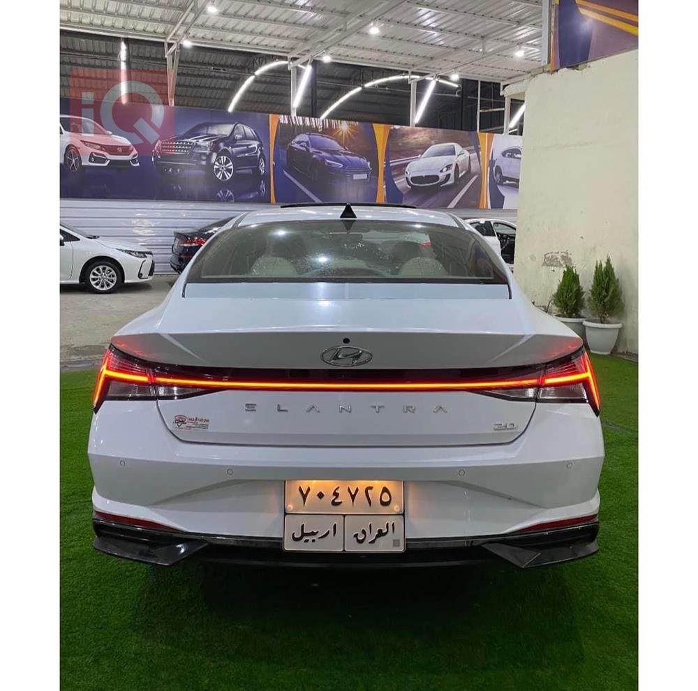 هیوندای ئەلەنترا